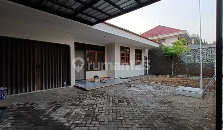 Rumah strategis tengah kota di pondok indraprasta semarang utara 9254 1