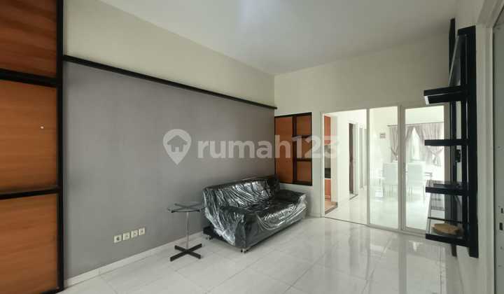 Rumah modern minimalis furnished siap pakai di perumahan elite Graha Candi golf jangli semarang 3526
