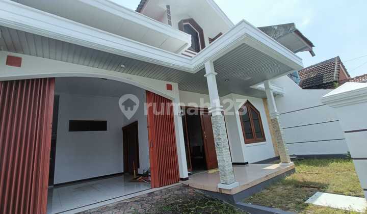 Rumah Cantik Nyaman di Duta Bukit Mas Banyumanik Semarang 11226 2