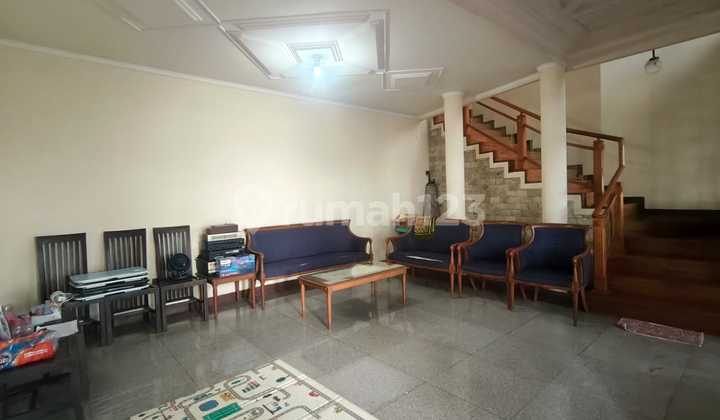 Rumah Luas dengan View Kota Semarang di Daerah Cinde Candisari Semarang 11200 1