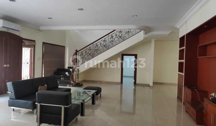 Rumah Mewah Nyaman Bebas Banjir di Jl Slamet Gajah Mungkur Semarang 11158 1