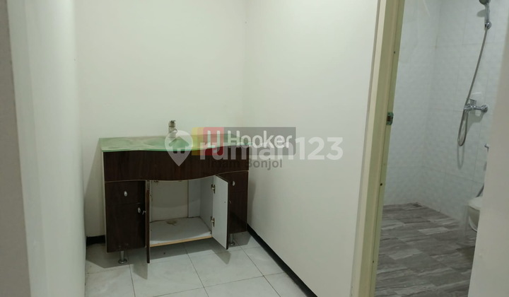 Rumah Siap Huni,nyaman Dan Strategis Jl Gajah Raya Gayamsari Semarang 7562 25
