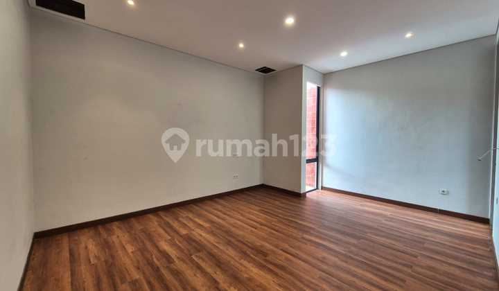 Rumah siap huni dan nyaman daerah .Semarang selatan - 10993 2