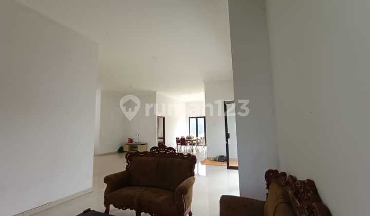 Rumah  Siap huni dan nyaman di  Golf.BSB Ngaliyan - 10903 2