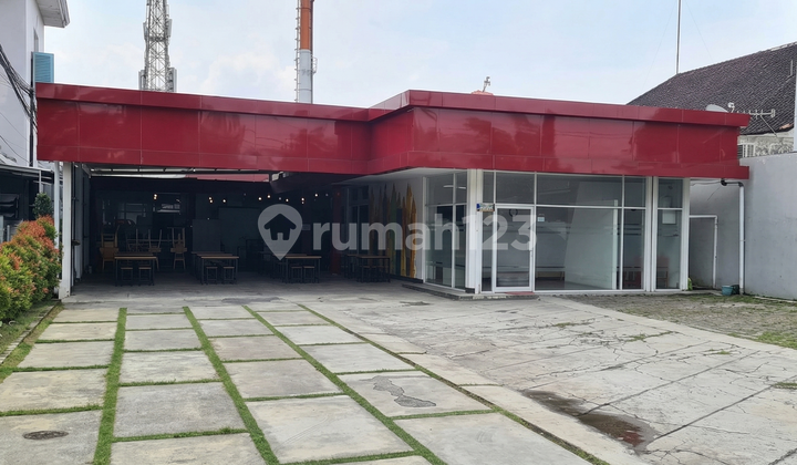 Rumah Strategis, Siap Huni Daerah Semarang Selatan - 11303 1