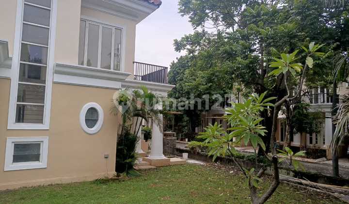 Comfortable House in Royal Family Resident, West Semarang - 11044 2