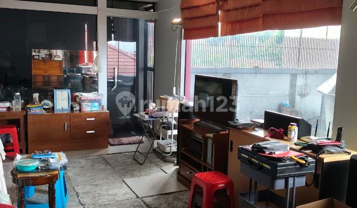 Rumah Strategis dan Nyaman Daerah Semarang Barat -11109 2