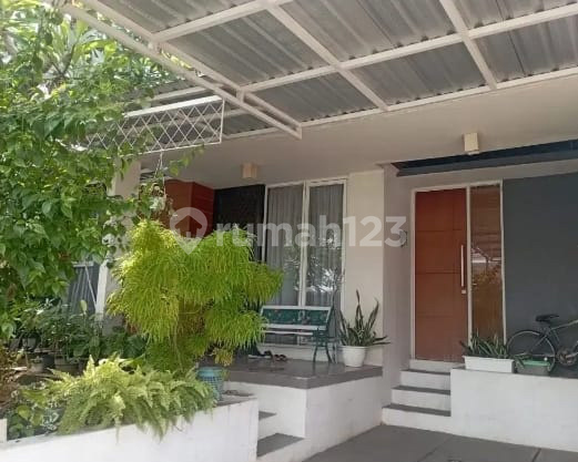 Ready-to-Occupy and Comfortable House in Citraland Bsb Semarang - 10771 1