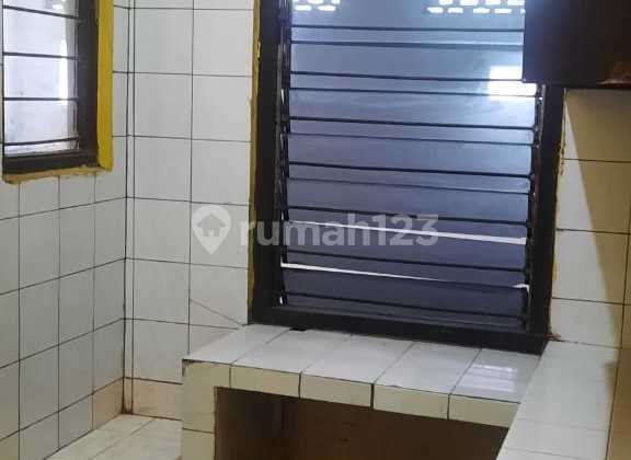 Rumah Strategis Daerah Karang Tempel Semarang Timur - 11045 2