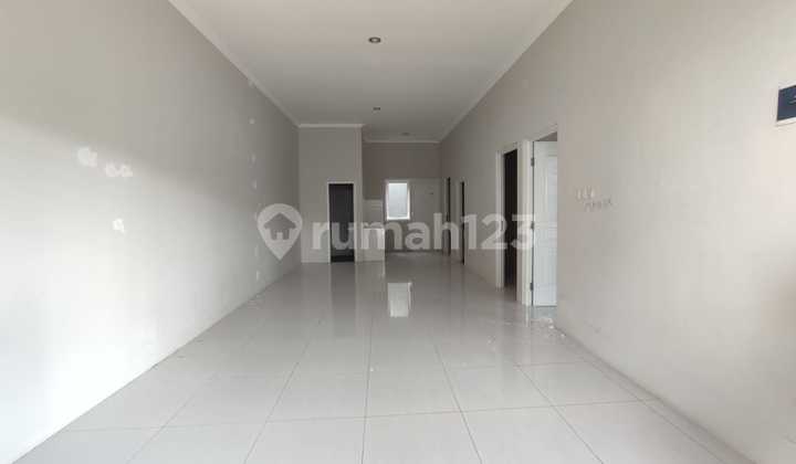 Rumah Siap Huni dan Nyaman Semarang Indah Semarang Barat - 11358 1