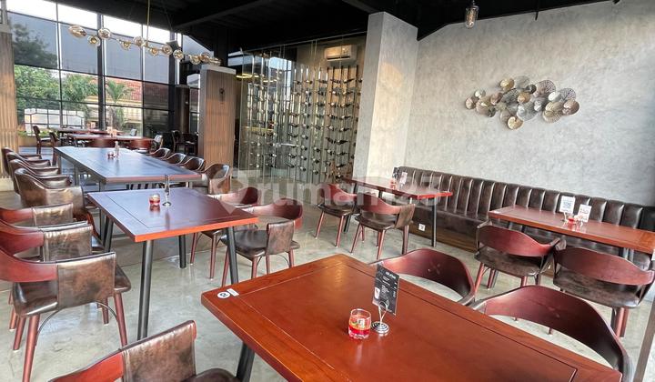 Strategic House, Suitable for Business in Gajah Mungkur Area - 10922