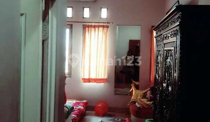 Ready-to-Live and Comfortable House in the Kaliwiru, Candisari Area - 10213 2