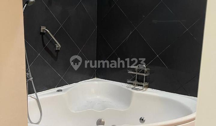 Rumah Siap Huni dan Nyaman Daerah Candisari - 11119 2