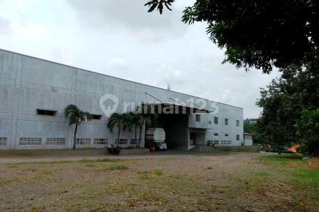 Gudang Terawat Kawasan Tugu Semarang Bebas Bnajor