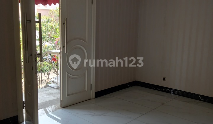 Dijual rumah the villas MOI