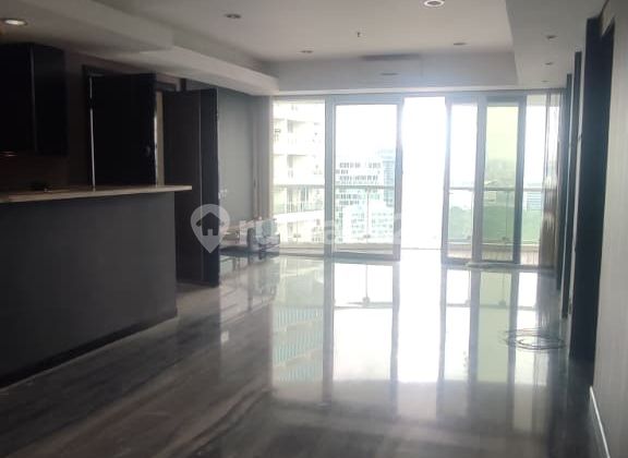 Quick Sale Apartment Royale Springhill 3 + 1 BR Kemayoran Marble Floor Luxurious Quick Sale Apartment Royale Springhill 3 + 1 BR Kemayoran Marble Floor Luxurious