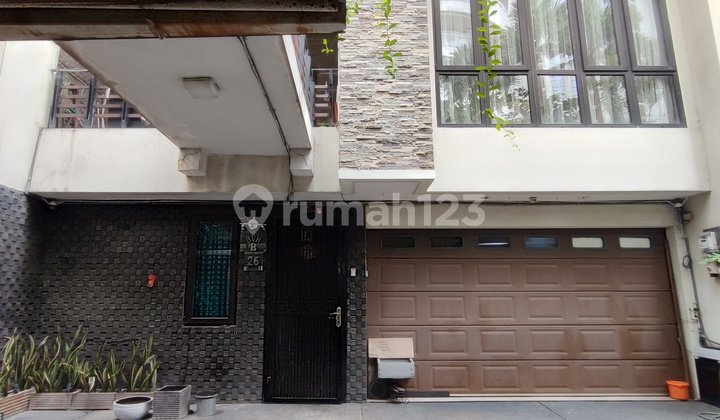 For Sale Fast !!! Townhouse Springhill Kemayoran North Jakarta