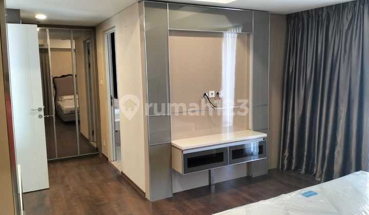 Quick Sale Apartment Royale Springhill Kemayoran Central Jakarta 3 + 1 Br Fully Furnished 2