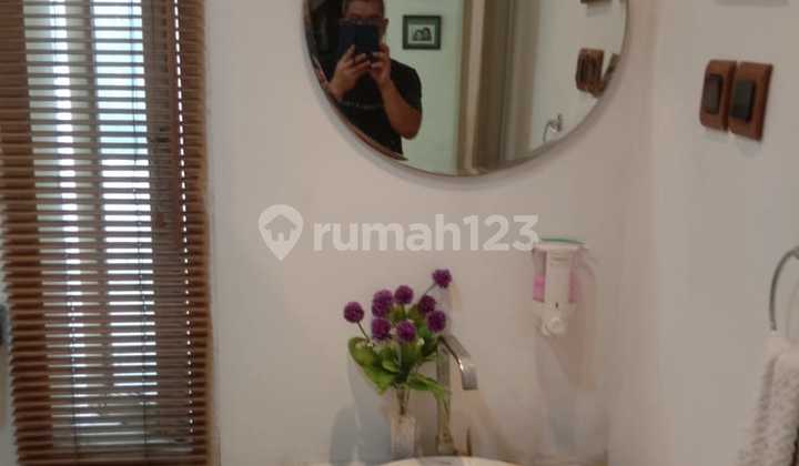 Rumah di Villa Bintaro Indah 2 Lantai Bagus 2