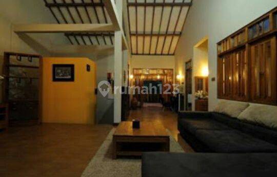 Rumah 2 Lantai Bagus SHM di Ngaglik
jogja Utara
, Sleman 7