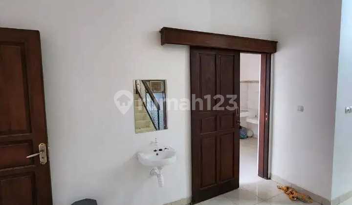 Rumah 2 Lantai Bagus SHM di Catur Tunggal Depok Sleman, Sleman 12