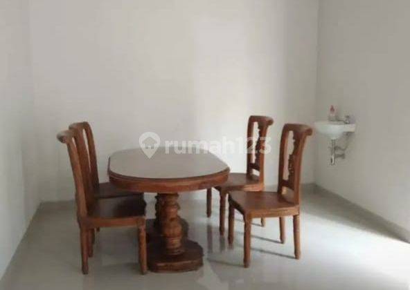 Rumah 2 Lantai Bagus SHM di Maguwoharjo, Depok Sleman, Yogyakarta 8