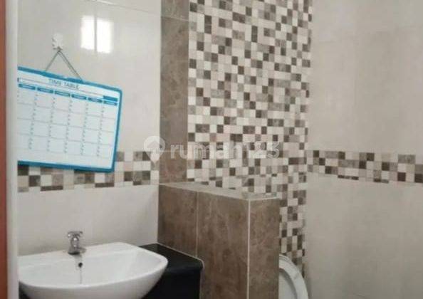 Rumah 2 Lantai Bagus SHM di Maguwoharjo, Depok Sleman, Yogyakarta 14