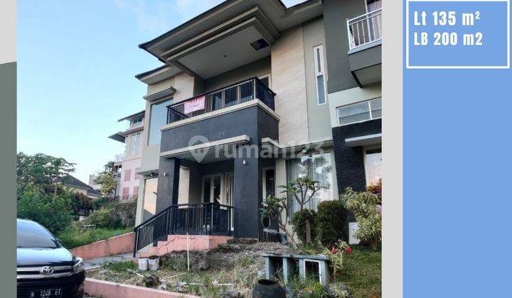 Rumah Luas Nego Asri Modern Plus Sofa Di Kusuma Pinus Kota Batu 1