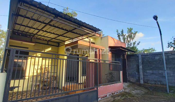 Rumah Bagus Murah Modern Strategis di Kota Malang  2