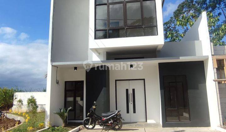 Rumah Villa Modern Luas Siap Huni di Junrejo Kota Batu 2