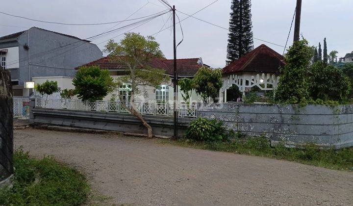 Rumah mewah dan luas di Songgoriti Kota Batu  2