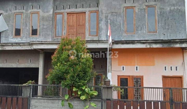 Rumah besar tinggal finishing di Pakisaji Malang 1