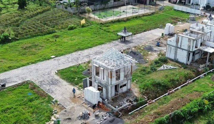 Villa moderb di graha Cakraningati Batu dengan managemen sewa kelola  2