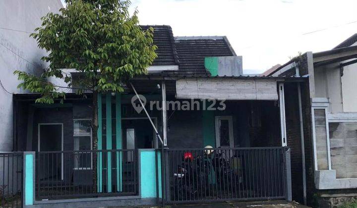 Rumah siap huni di perumahan taman Kusuma Tasikmadu Malang  1