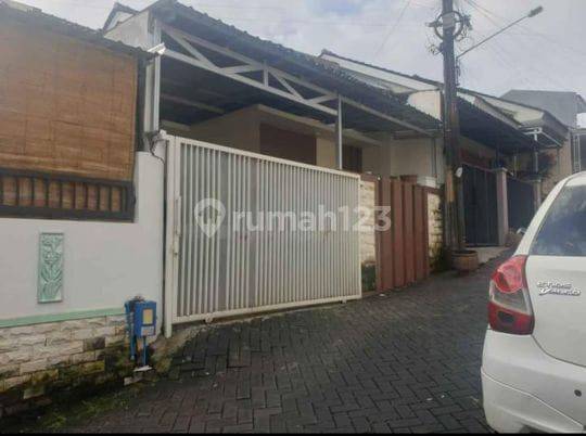 Rumah mewah modern plus furniture di lowokwaru Malang  1