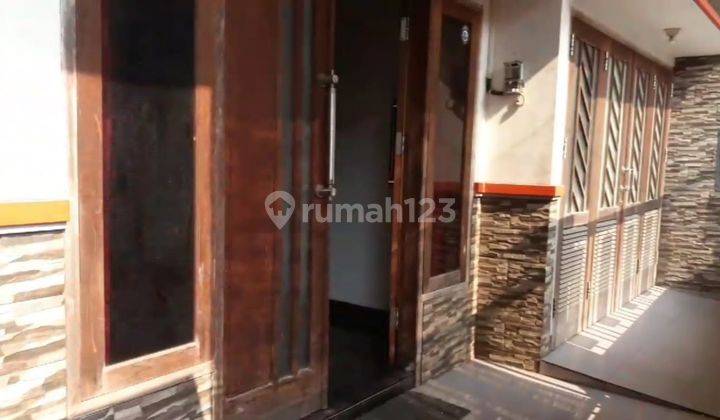 Rumah 2 Lantai Full Furnished Strategis di Blimbing Malang 2