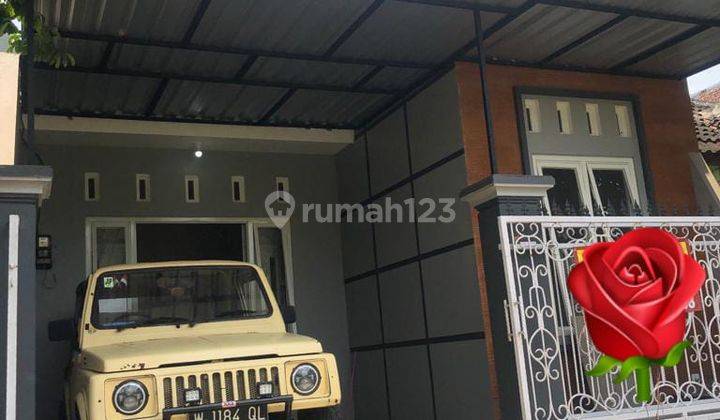 Rumah Bagus Strategis Siap Huni di Singosari Malang  2