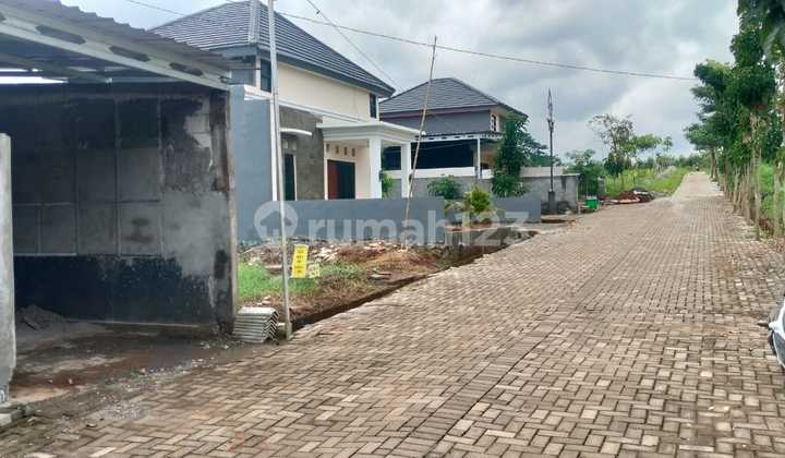 Land Within Mijen Semarang Housing Complex 2