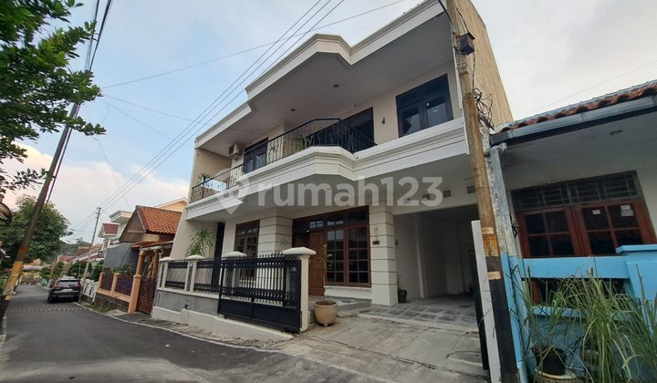 Rumah Mewah di Gombel Permai, Banyumanik, Semarang 2