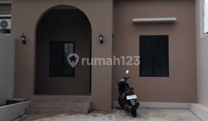 Rumah Bagus Siap Huni SHM di Tembalang Semarang 2