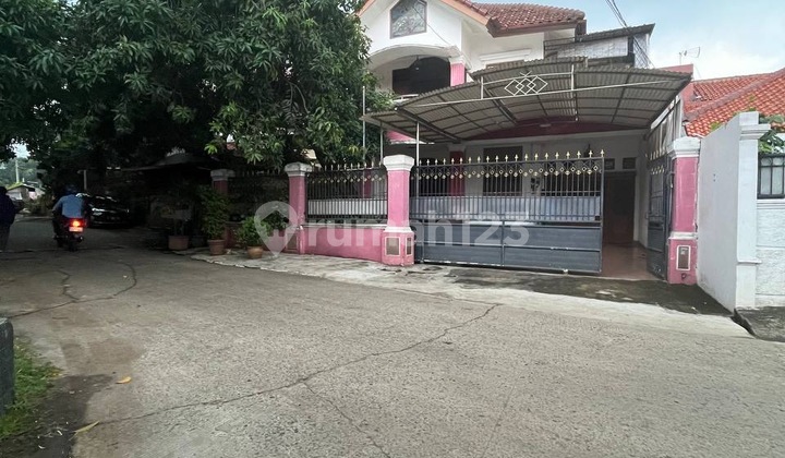 Rumah 3 Lantai Halim Perdana Kusuma Rumah 3 Lantai Halim Perdana Kusuma