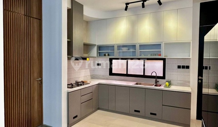 Rumah 2 Lantai Citragran C B D 2