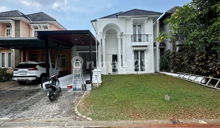 Ready-to-Live House for Sale in Kota Wisata 2