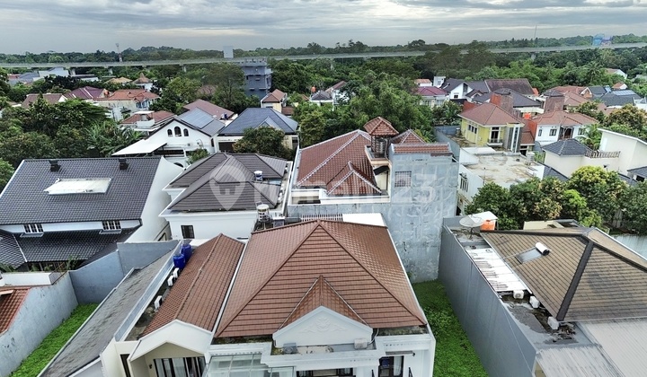 Disewakan Rumah Mewah Cibubur Siap Huni