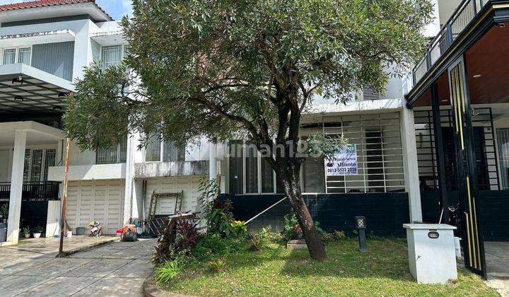 Disewakan Rumah Besar 3 Lantai Red Burgundy Citraland Celebes Makassar 1