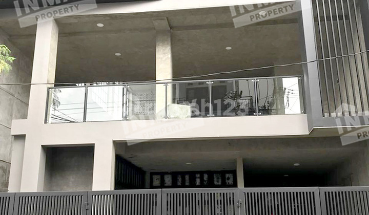 Rumah Kost 36 Kamar Tidur, Jalan Bunga Bunga Lowokwaru,dekat Kampus Ub,polinema, Uin, Unisma