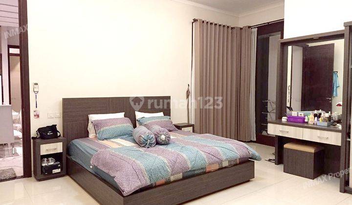 Rumah Hook 2 Lantai Nyaman Full Furnished Di Villa Golf Boulevard Araya Malang 2