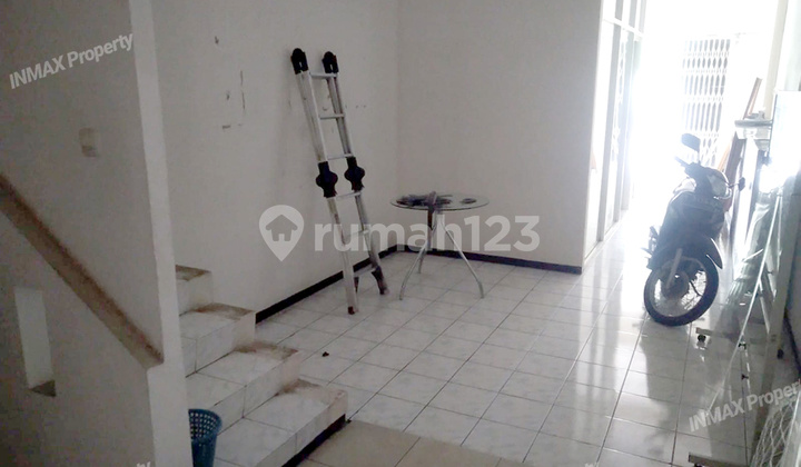 RUKO STRATEGIS 3 LANTAI DI JALAN KEMBAR SOEKARNO HATTA MALANG 3
