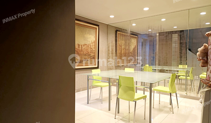 GOOD OFFICE READY TO USE WITH LIFT AND ATTACHED FURNITURE NEAR BIG MARKET MALANG