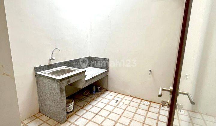 RUMAH BARU MINIMALIS DAN BAGUS SIAP HUNI AKSES TOL MADYOPURO 6